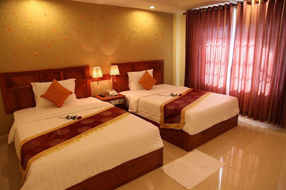 Huang Ting Hotel Phnom Penh Exterior foto