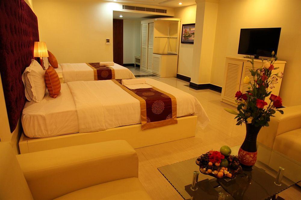 Huang Ting Hotel Phnom Penh Exterior foto