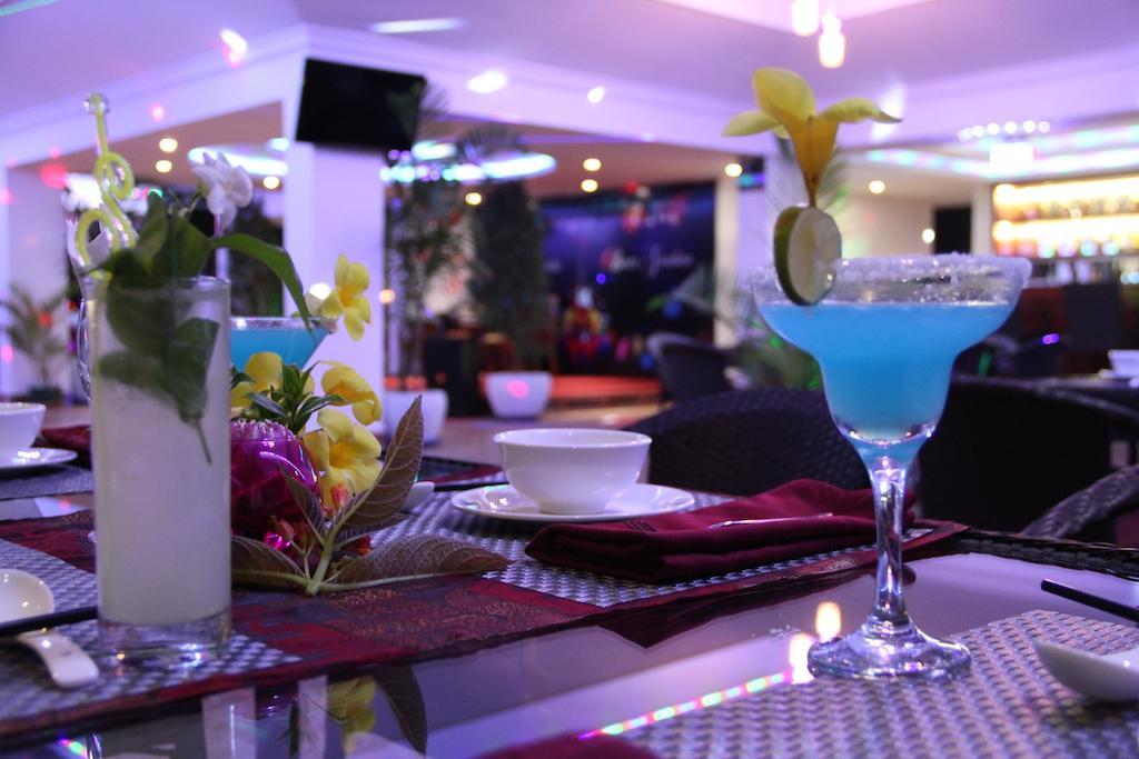 Huang Ting Hotel Phnom Penh Exterior foto