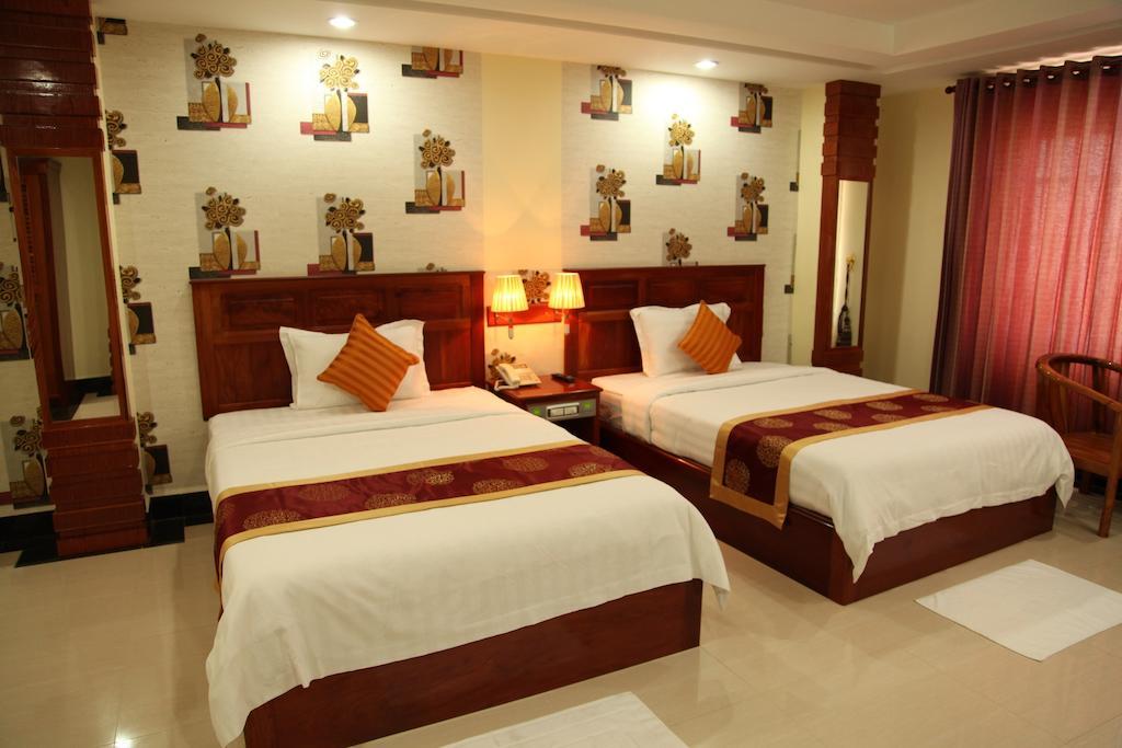 Huang Ting Hotel Phnom Penh Exterior foto